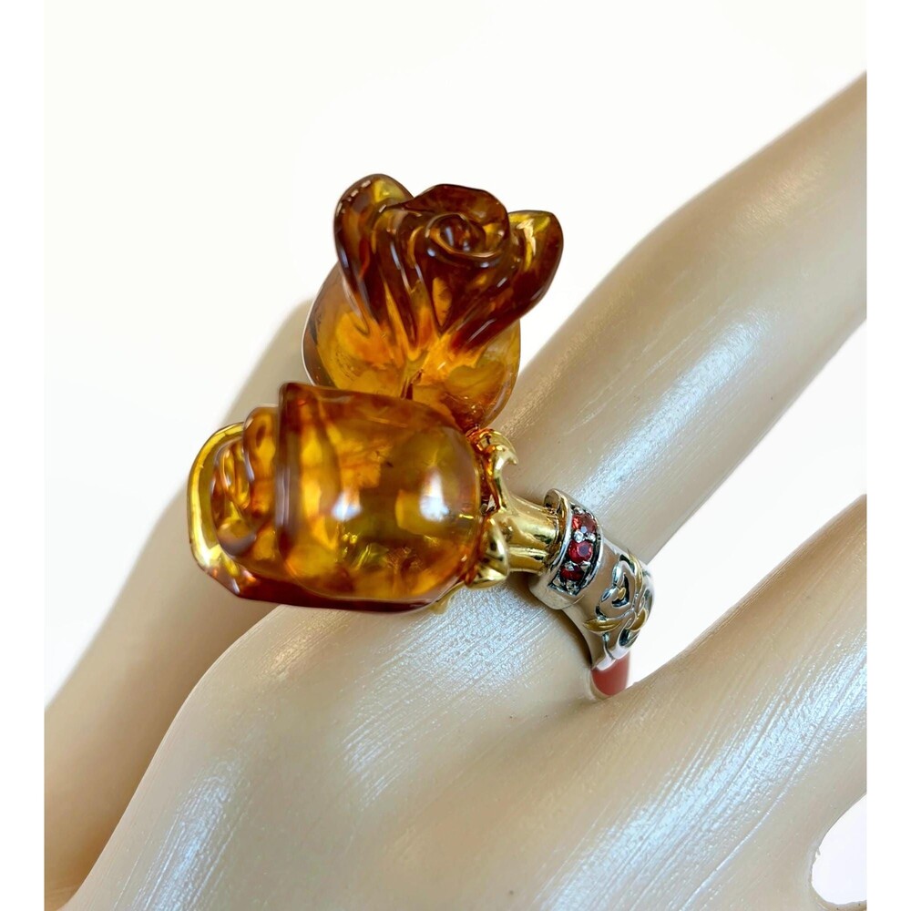 Michael Valitutti, Sterling Silver Ring: Carved Amber, Roses, NH Designer Gold